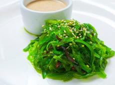 Еще одно морское чудо — водоросль Чука Салат из водорослей хияши вакаме чука